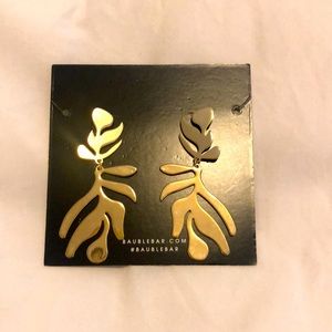 Bauble bar leaf dangle statement earrings